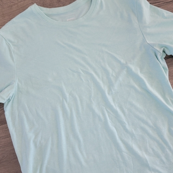 Men's basic tee size L - Picture 2 of 2